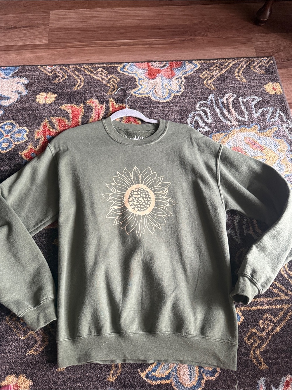 Olive Sunflower Graphic Crewneck Sweatshirt